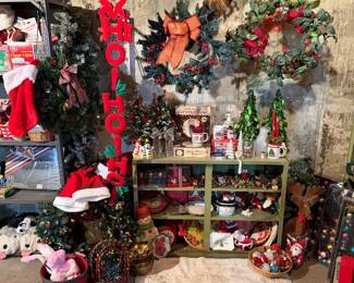 85 DAYS UNTIL CHRISTMAS..GET THAT DECOR!!