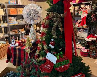 85 DAYS UNTIL CHRISTMAS!!!