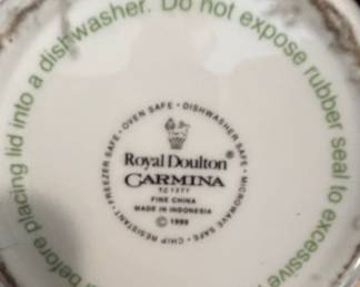 Royal Doulton Carmina TC Canister Set fourth image