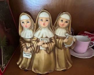 Vintage Ceramic Trio of Singing Nuns Figurine sixth image