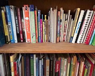 Bulk Lot of Cookbooks and Assorted Books third image