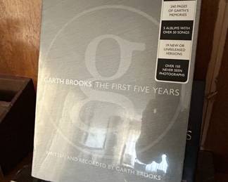 Garth Brooks Limited Edition Box Set Collection third image
