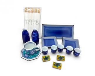 199 JapanesePorcelainServingSakeSetwChopsticksAccessories