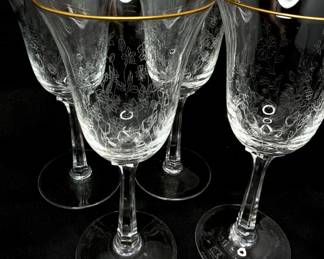 Set of 4 Lenox Crystal Fontaine Wine Glasses with Gold Trim