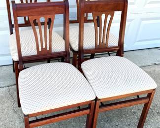Set of 4 Vintage Stakmore Folding Chairs