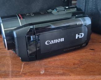 Canon VIXIA HF21 HD Camcorder