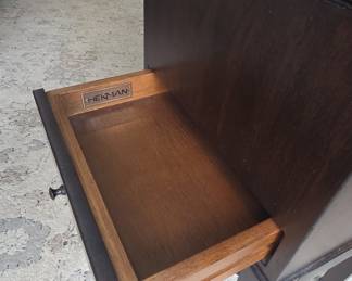 Hekman Furniture Flip-Top Storage Side Table