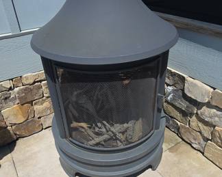 Outdoor Wood-Burning Steel Chiminea Fireplace with Grill