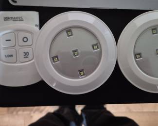Lightmates Power Series Wireless LED Puck Lights