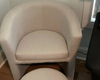 Modern Upholstered Barrel Accent Chair and Storage Ottoman Set