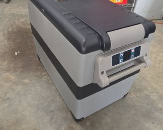 Euhomy CF45 Portable Car Refrigerator/Freezer