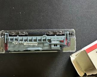 High Speed Metal Products Southern Pacific #9725 N Scale Dummy Locomotive with Box