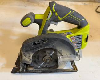 Ryobi small cordless circular saw