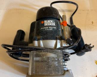 Black & Decker router