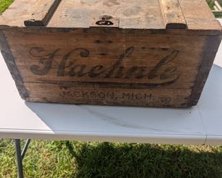 Haehnle Brewing Box - Pre-Prohibition - Jackson, MI 1870-1937