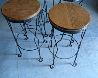 Soad Fountain Stools