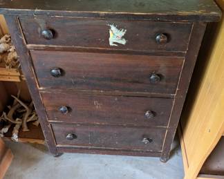 4-Drawer Dresser