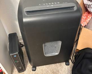 Paper shredder
