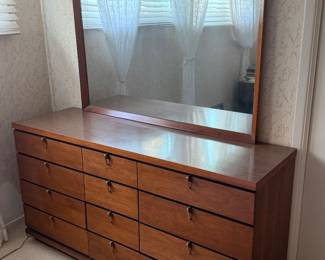 MCM 12 DRAWER JOHNSON CARPER DRESSER
