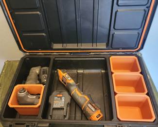 Rigid pro gear 2.0 tool box with job max multi tool  system 