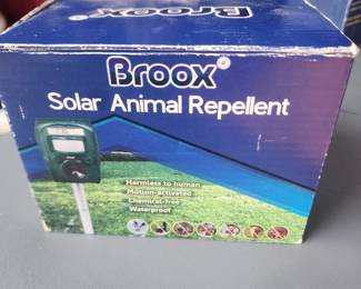 Broox Solar animal repellent