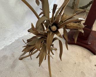 Sheaf of wheat style table base - corn