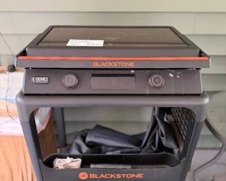 Electric blackstone grill