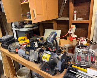 Outside tool workshop