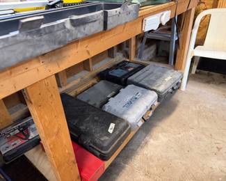 Outside tool workshop