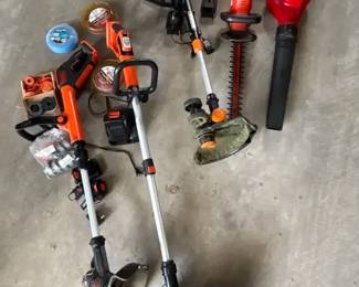 Electric Battery Yard ToolsToro Blower, BlackDecker Hedge Trimmer and Edgers, Worx Edgers