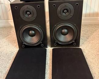 RCA Amplifier and Speakers