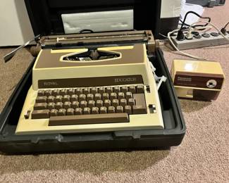 Vintage Typewriter Pencil Sharpener