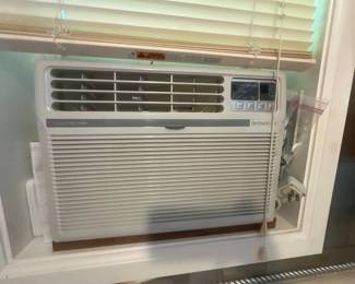 Daewoo window air conditioner