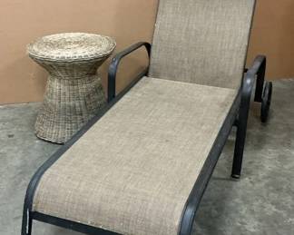 Poolside Corner Lounge Chair Side Table