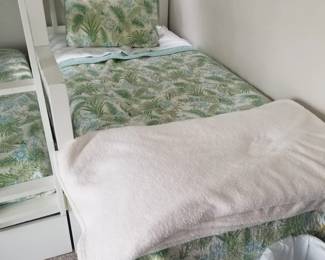 Twin bed