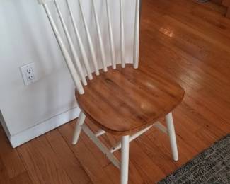 Extra dining chairs - 4 available. Area rug