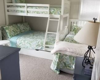 Bunk bed - twin over full with twin trundle