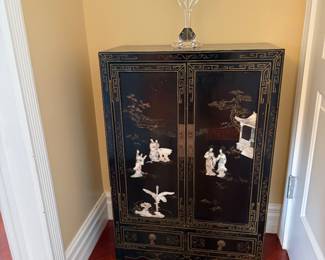 Asian cab w/inlaid