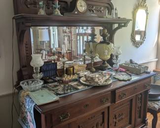 Dining Room - Berkshire Legacy Estate Liquidation
