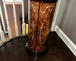 Wood inlay Pedestal 