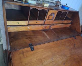 Secret compartments detail