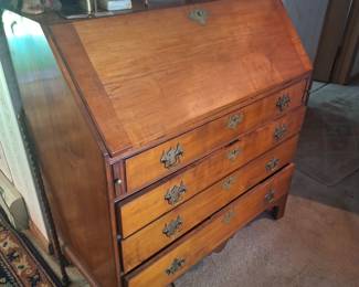 Chippendale desk
