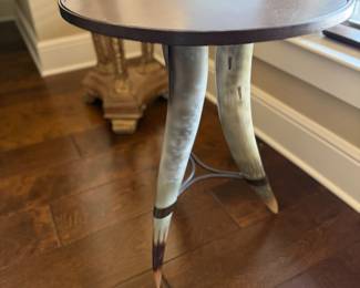 three-horn table