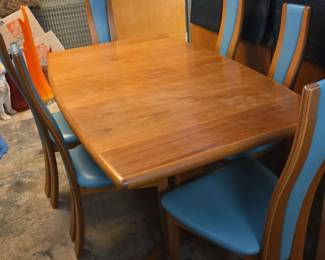 Skovby Table 6 Vamdrup Stolefabrik Chairs MCM