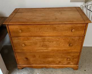 solid wood dressers