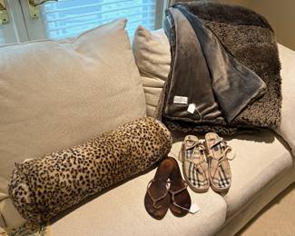 Decorative Cheetah Pillow, Women's Shoes, Throw Blanket