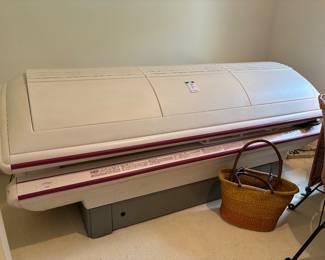Sunvision 41/4F Tanning Bed
