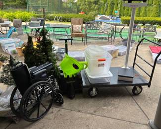 Wheelchair, Christmas Decor