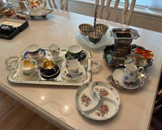 Serving Tray, Teacups & Saucers