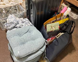 Luggage, Cushions